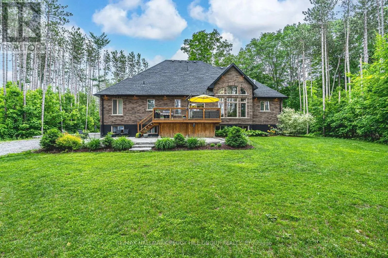 38 WINDERMERE CIRCLE
