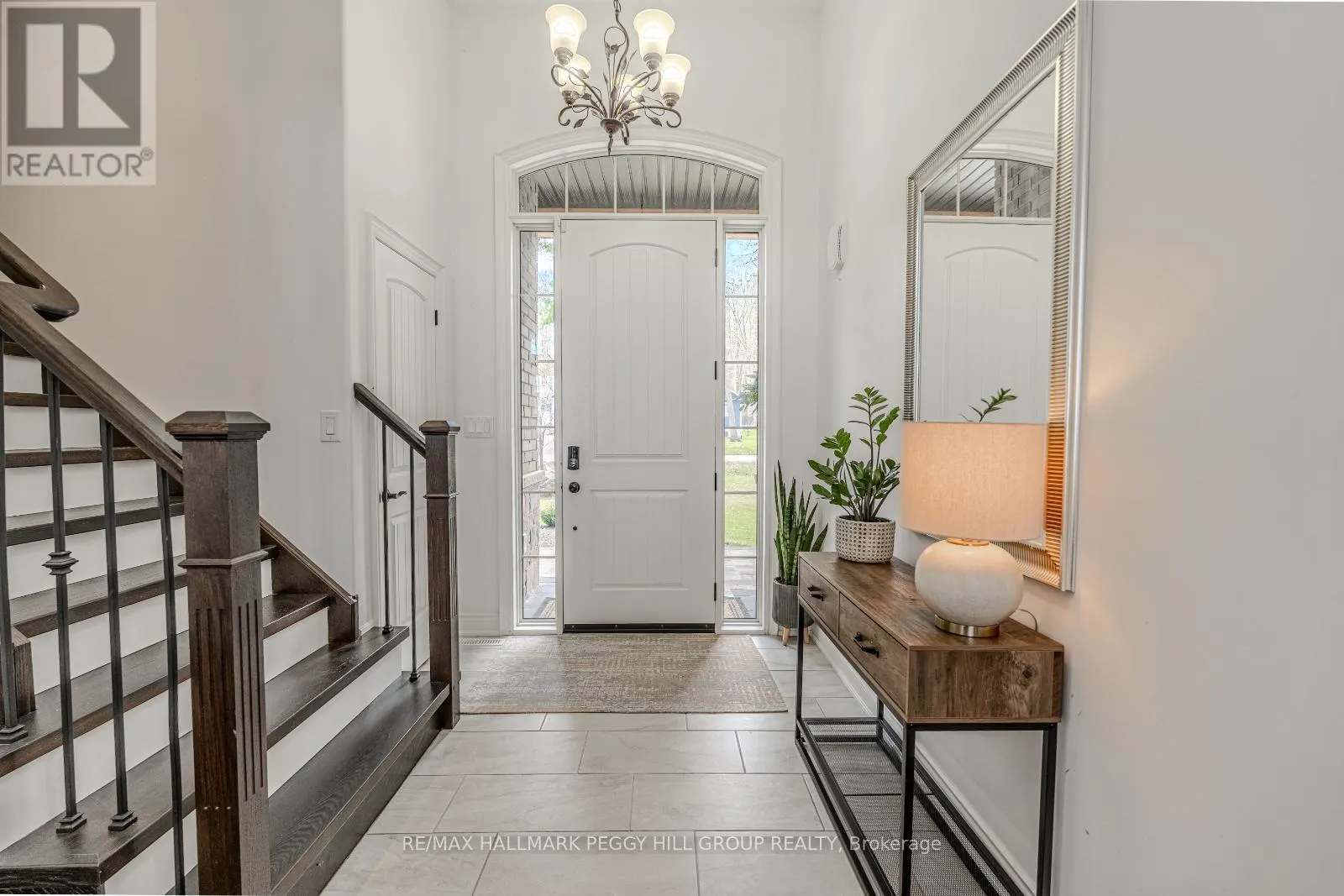 38 WINDERMERE CIRCLE