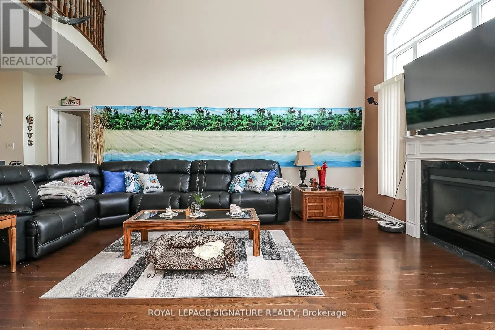 48 ALLEGRA DRIVE