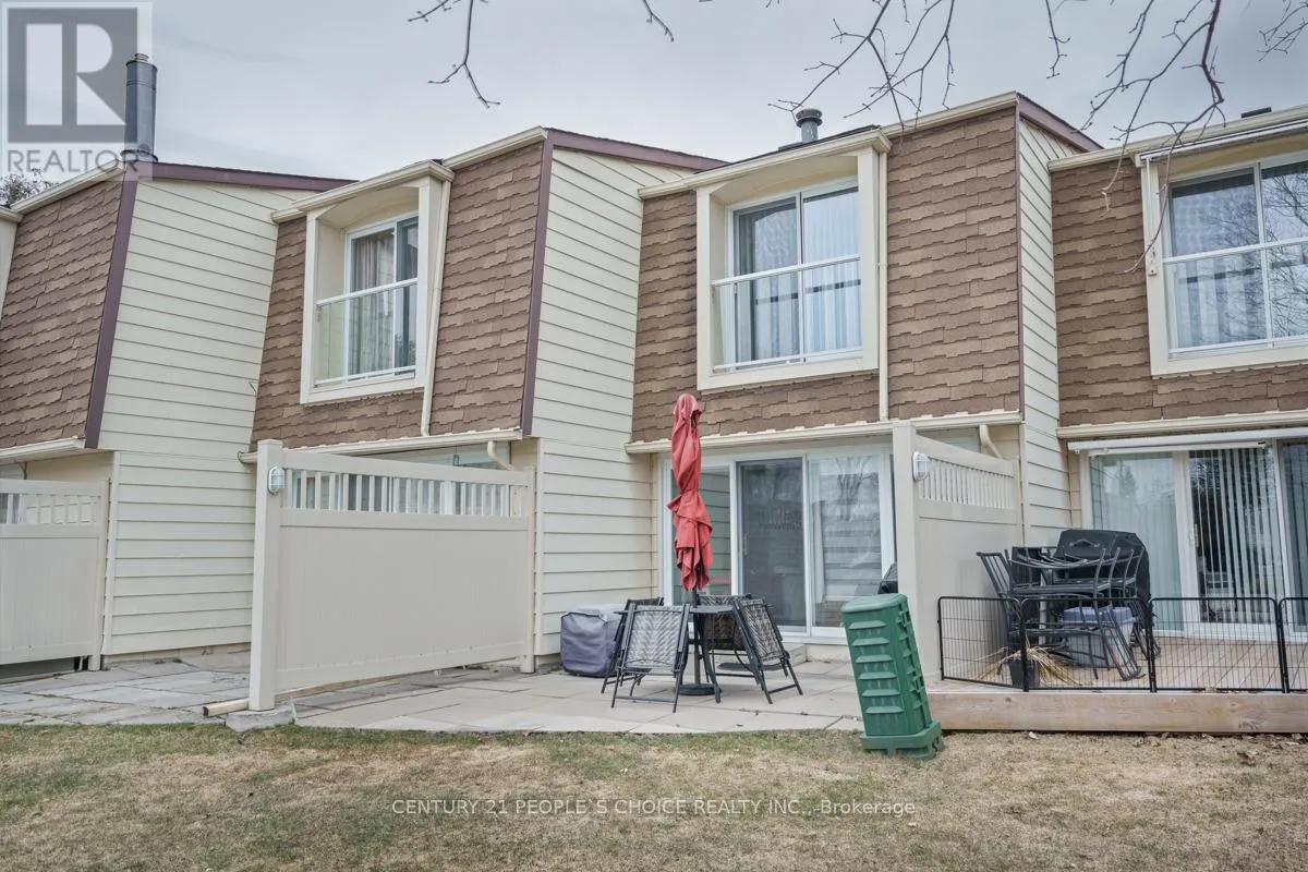3 - 4 PARADISE BOULEVARD