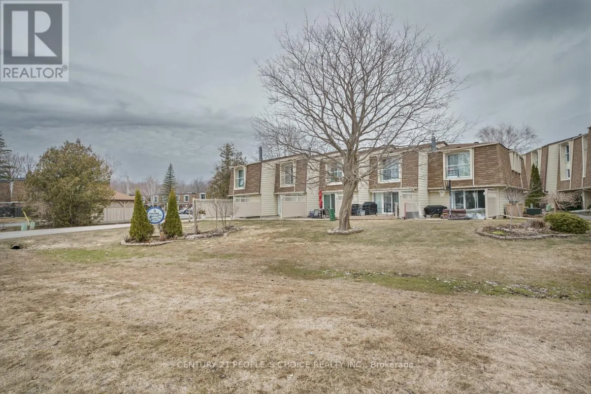 3 - 4 PARADISE BOULEVARD
