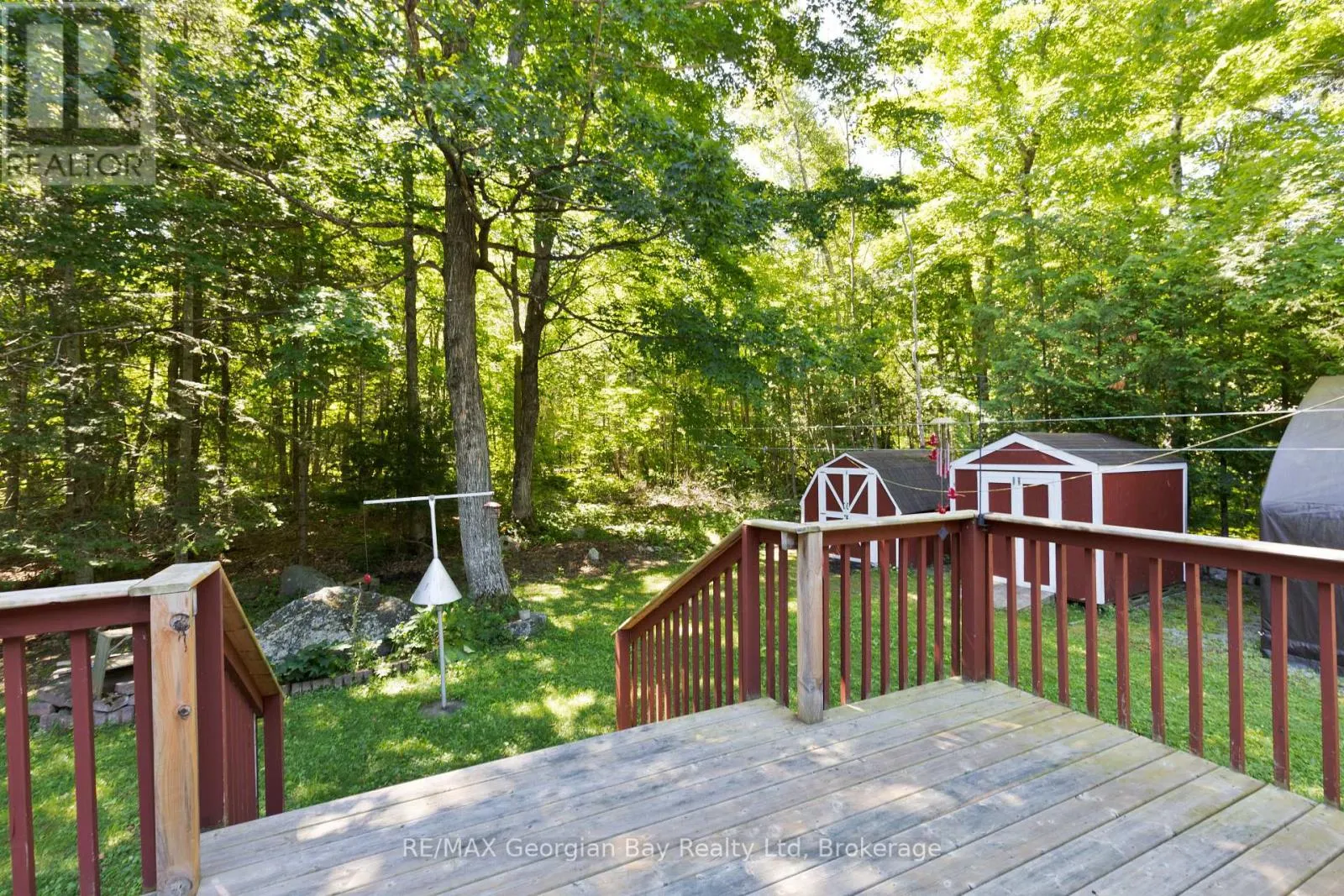 2284 CHAMPLAIN ROAD
