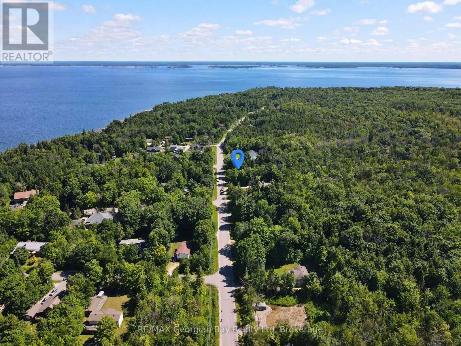 2284 CHAMPLAIN ROAD