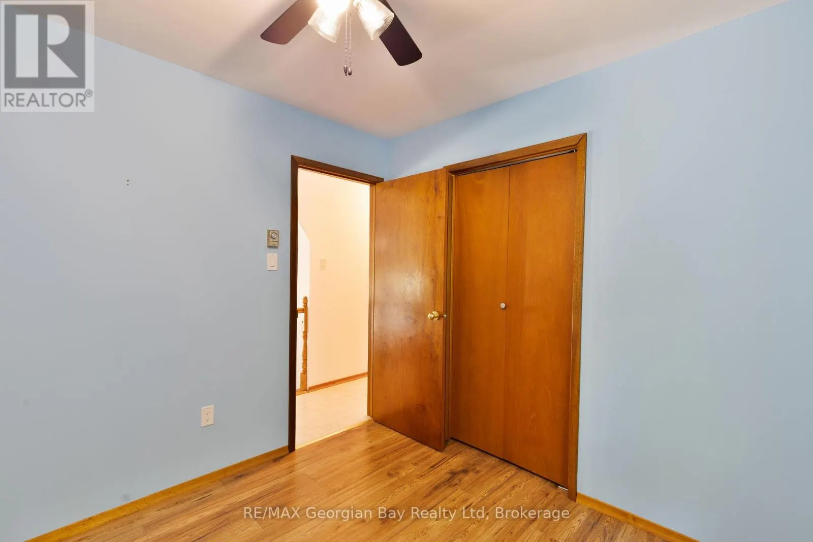 2284 CHAMPLAIN ROAD
