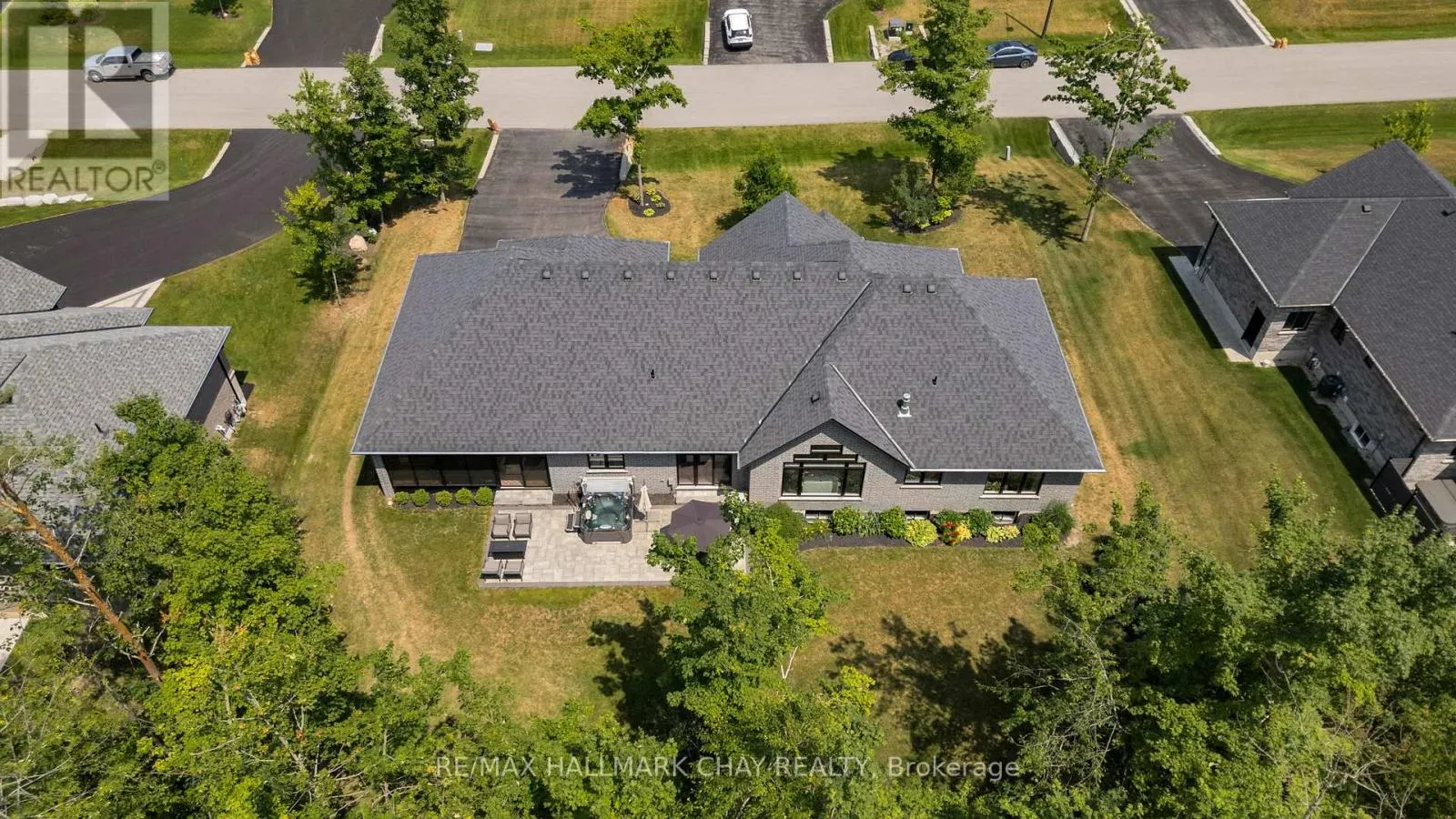 10 BYERS STREET