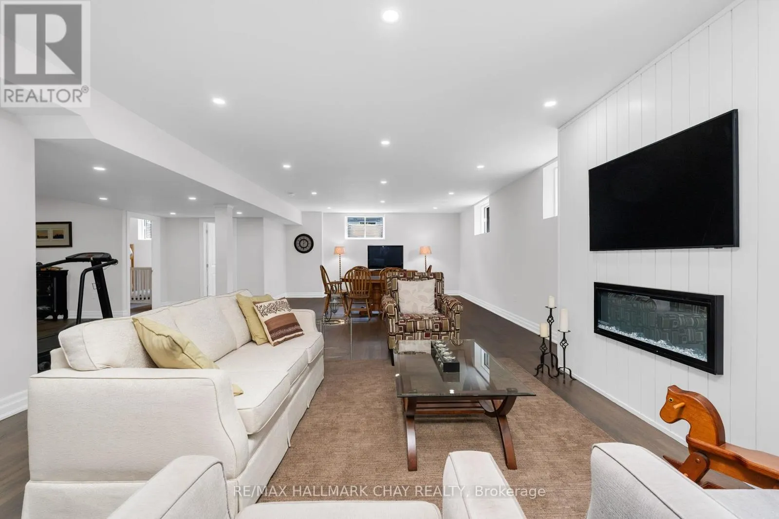 10 BYERS STREET