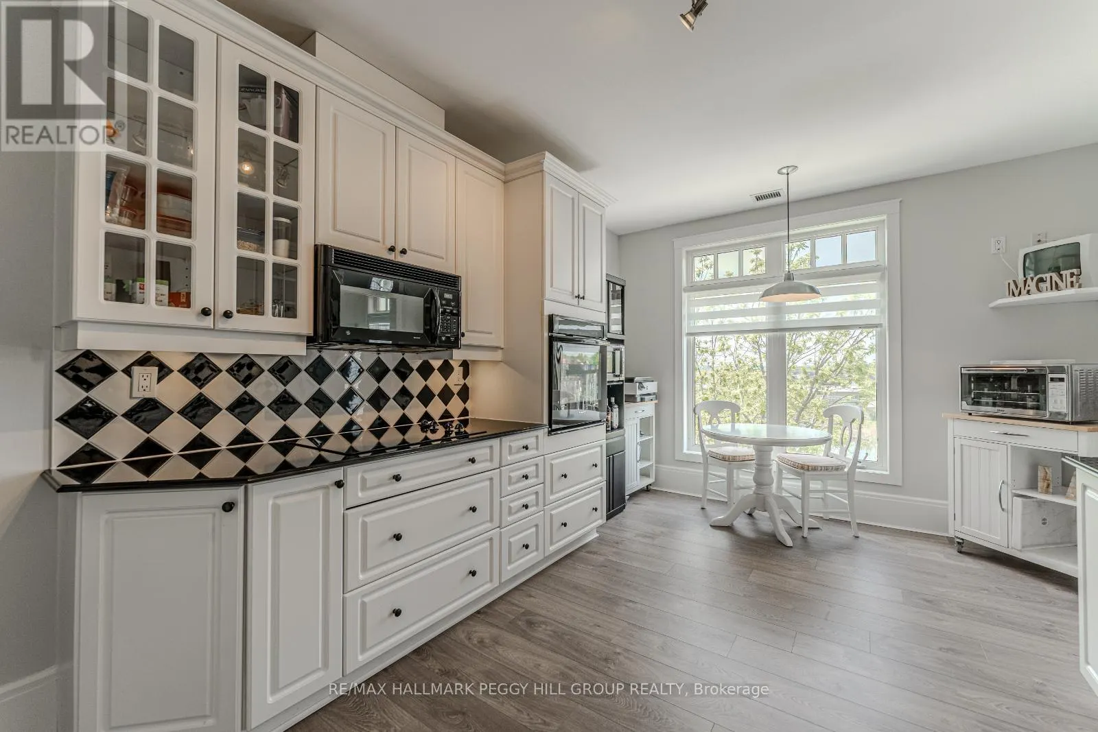 401 - 140 CEDAR ISLAND ROAD