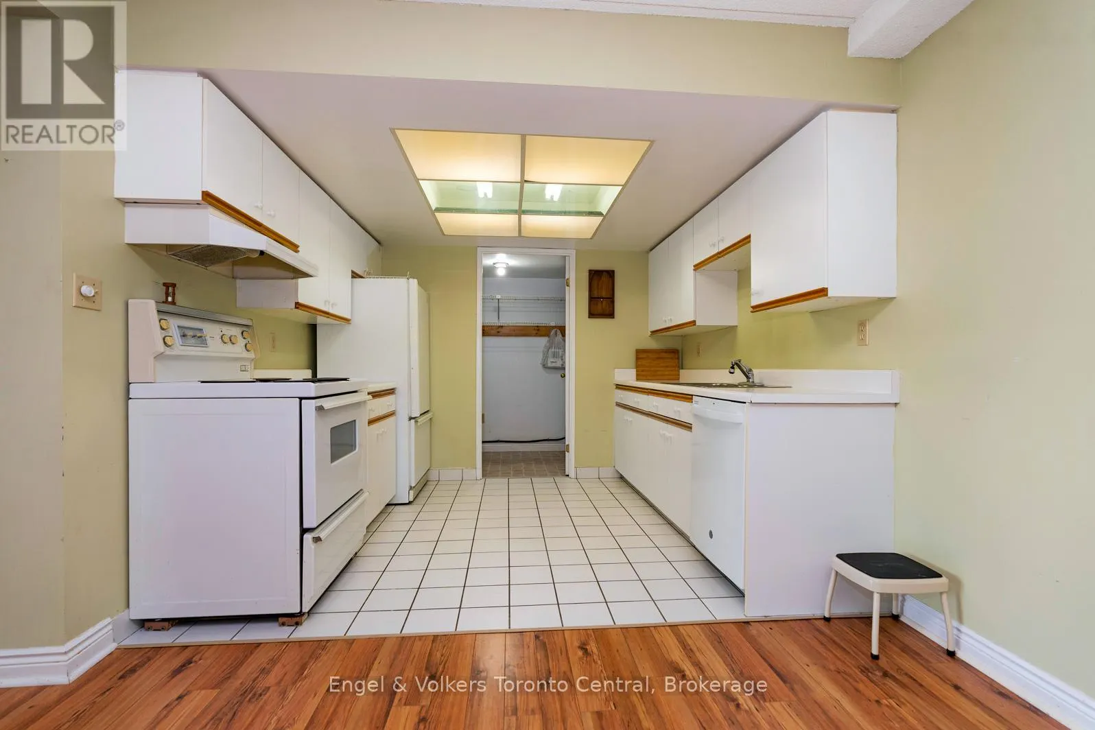507 - 172 EIGHTH STREET, #507