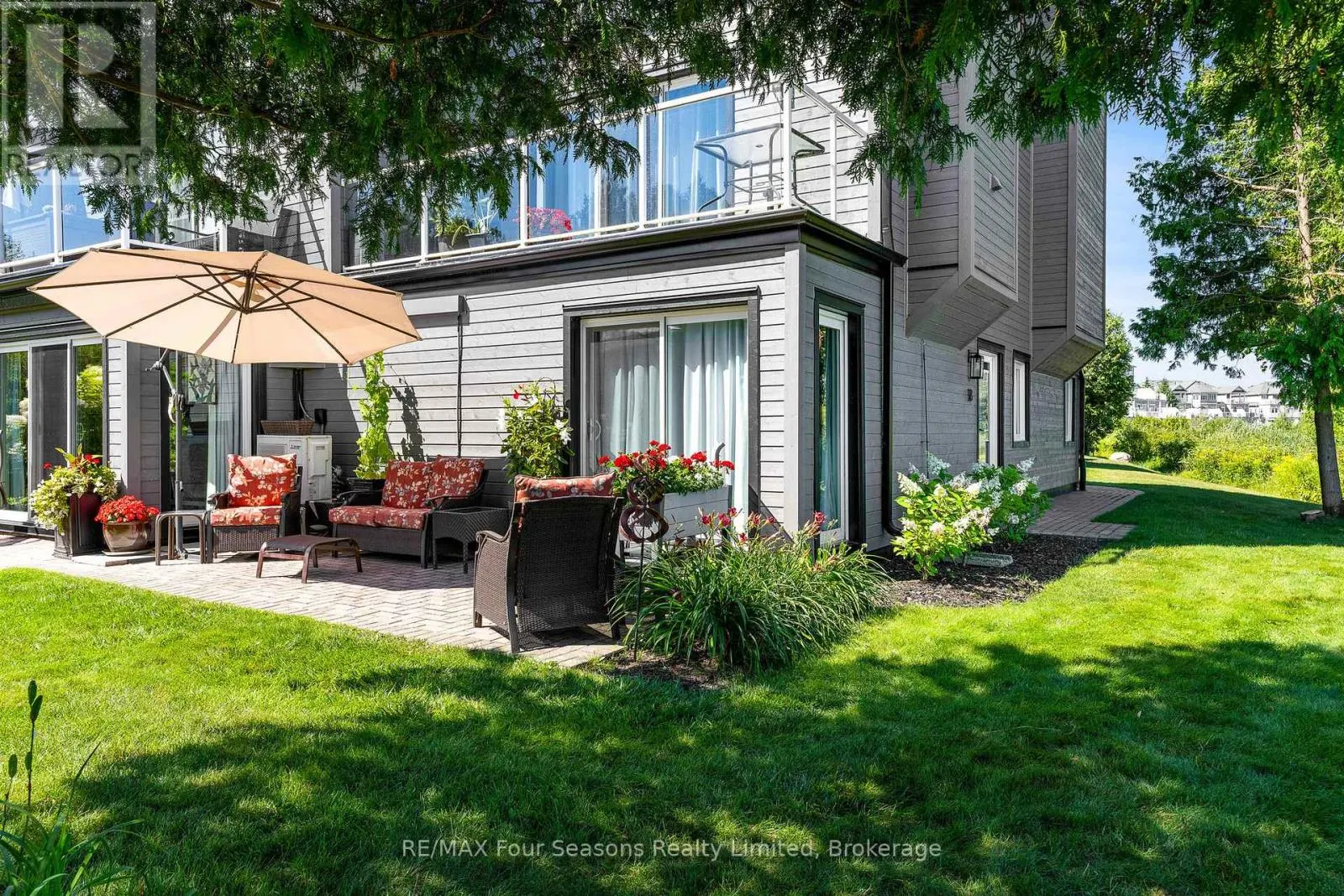 18 - 44 TROTT BOULEVARD, #18