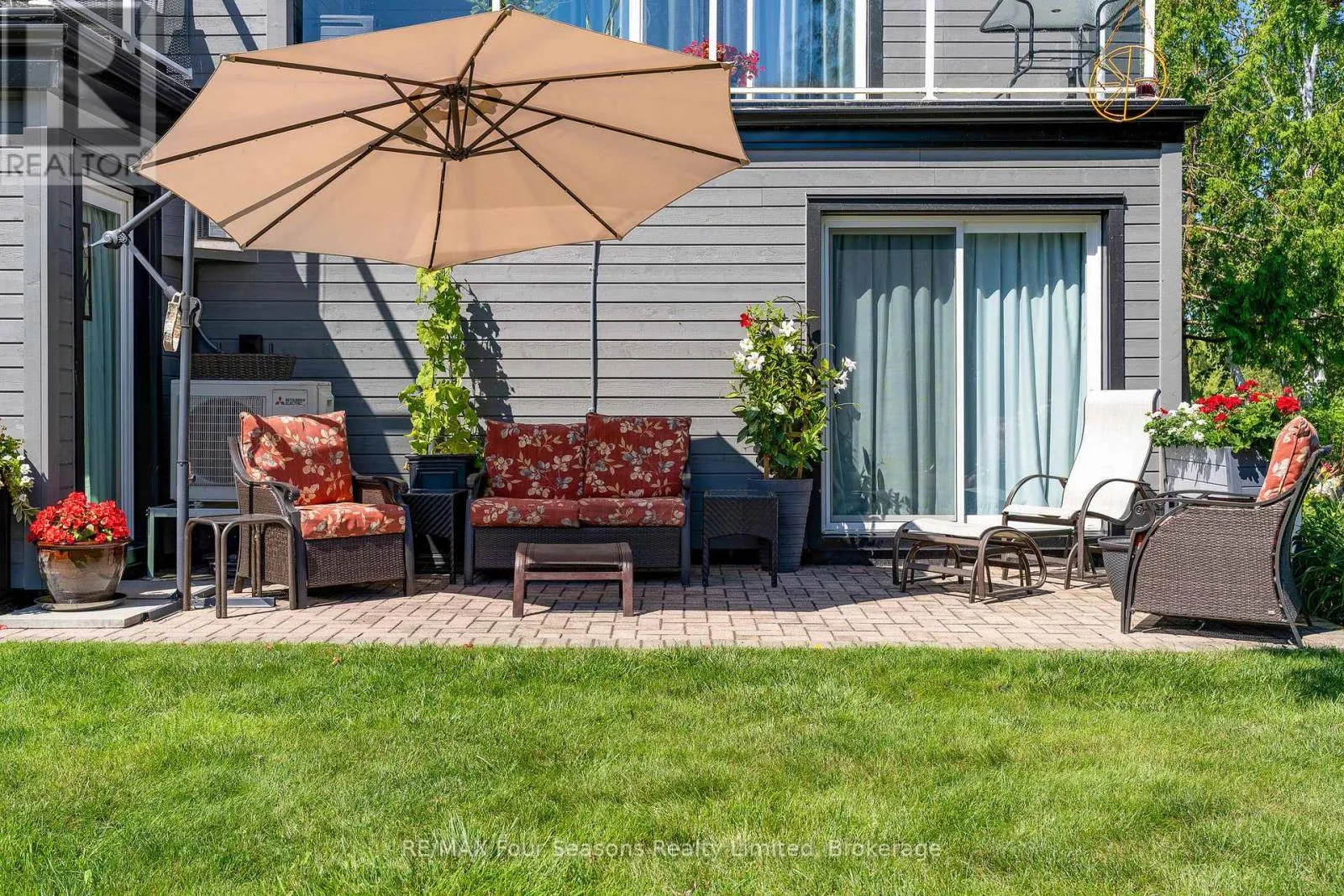 18 - 44 TROTT BOULEVARD, #18