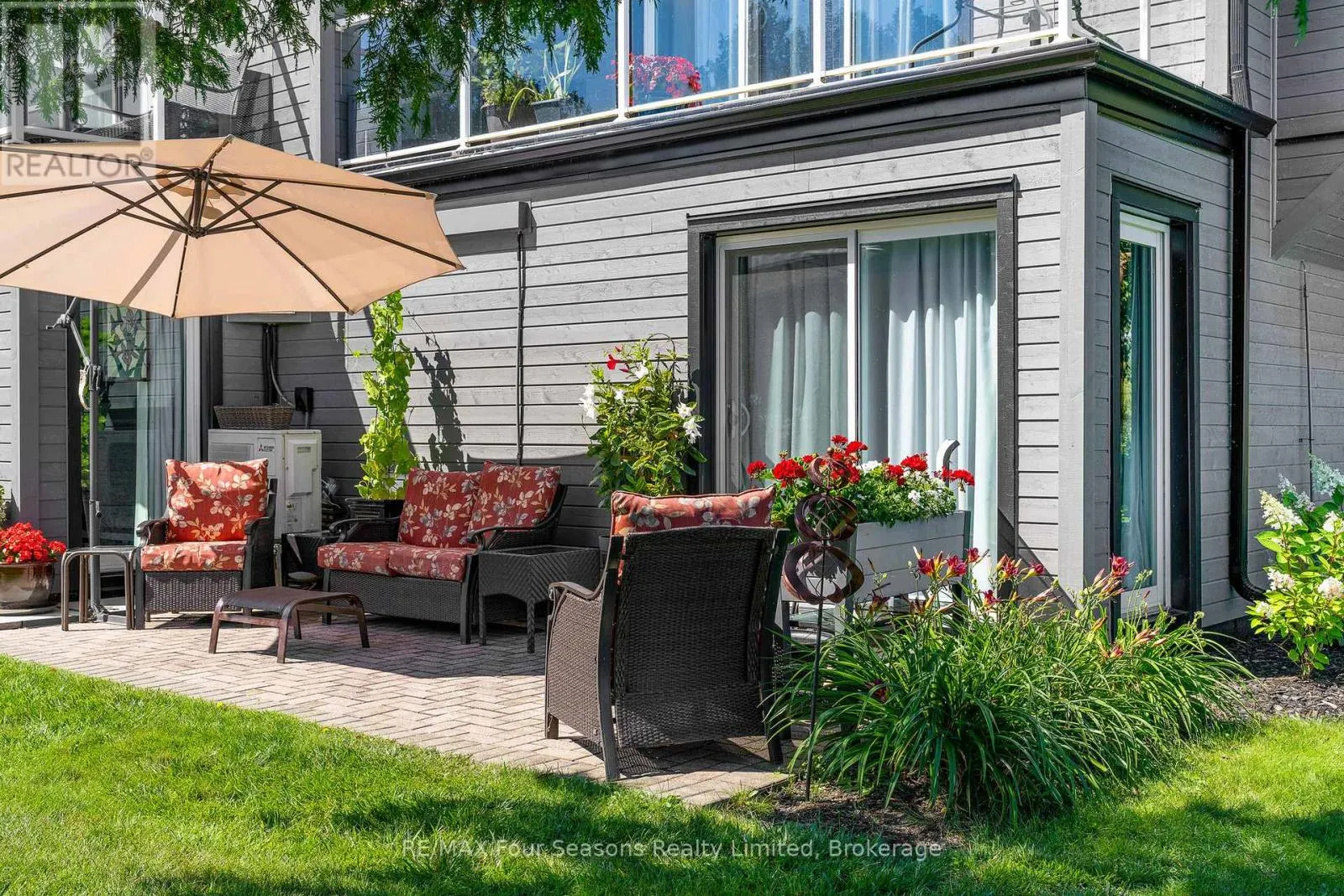 18 - 44 TROTT BOULEVARD, #18