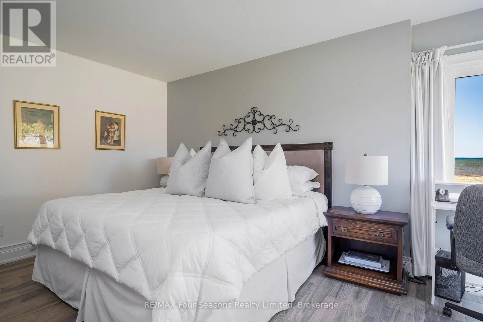 18 - 44 TROTT BOULEVARD, #18