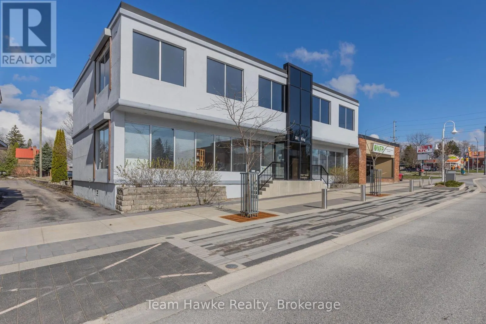2W - 361 KING STREET, #2W