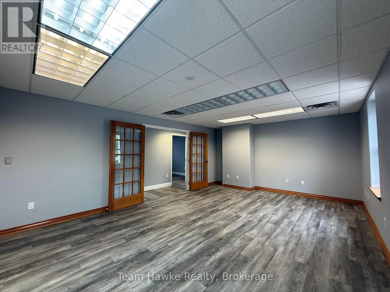 2E - 361 KING STREET, #2E
