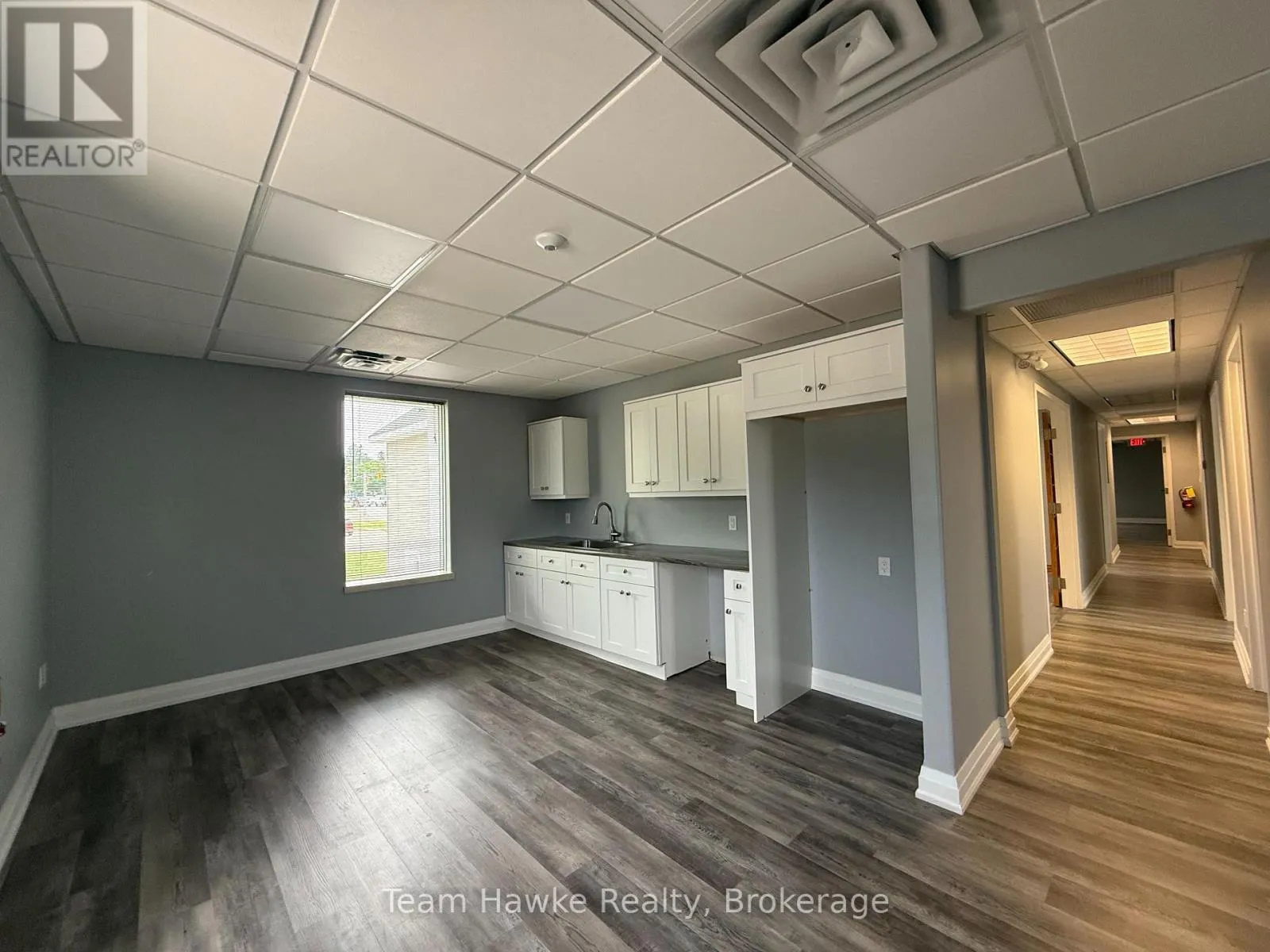 2E - 361 KING STREET, #2E