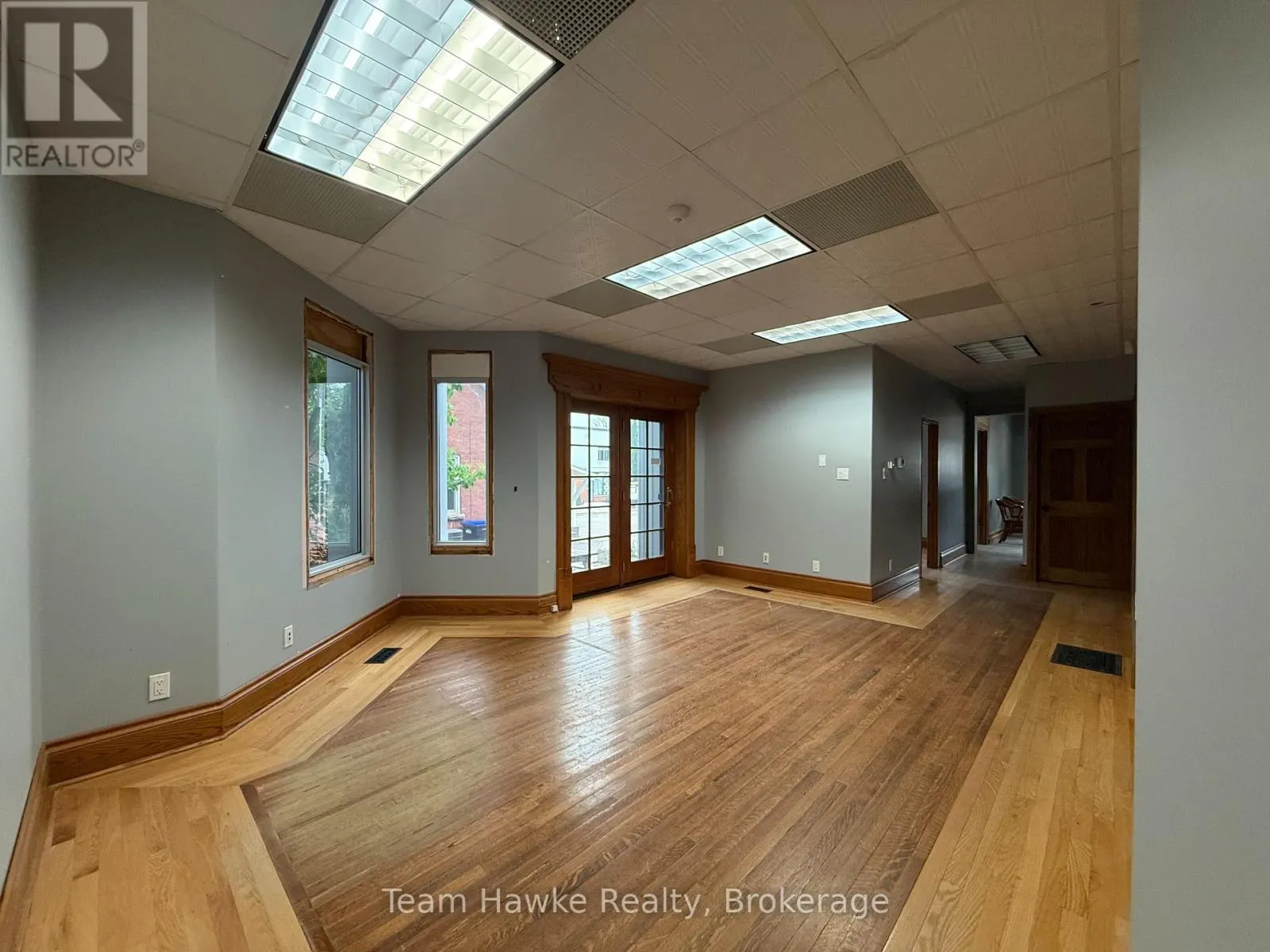 1E - 361 KING STREET, #1E