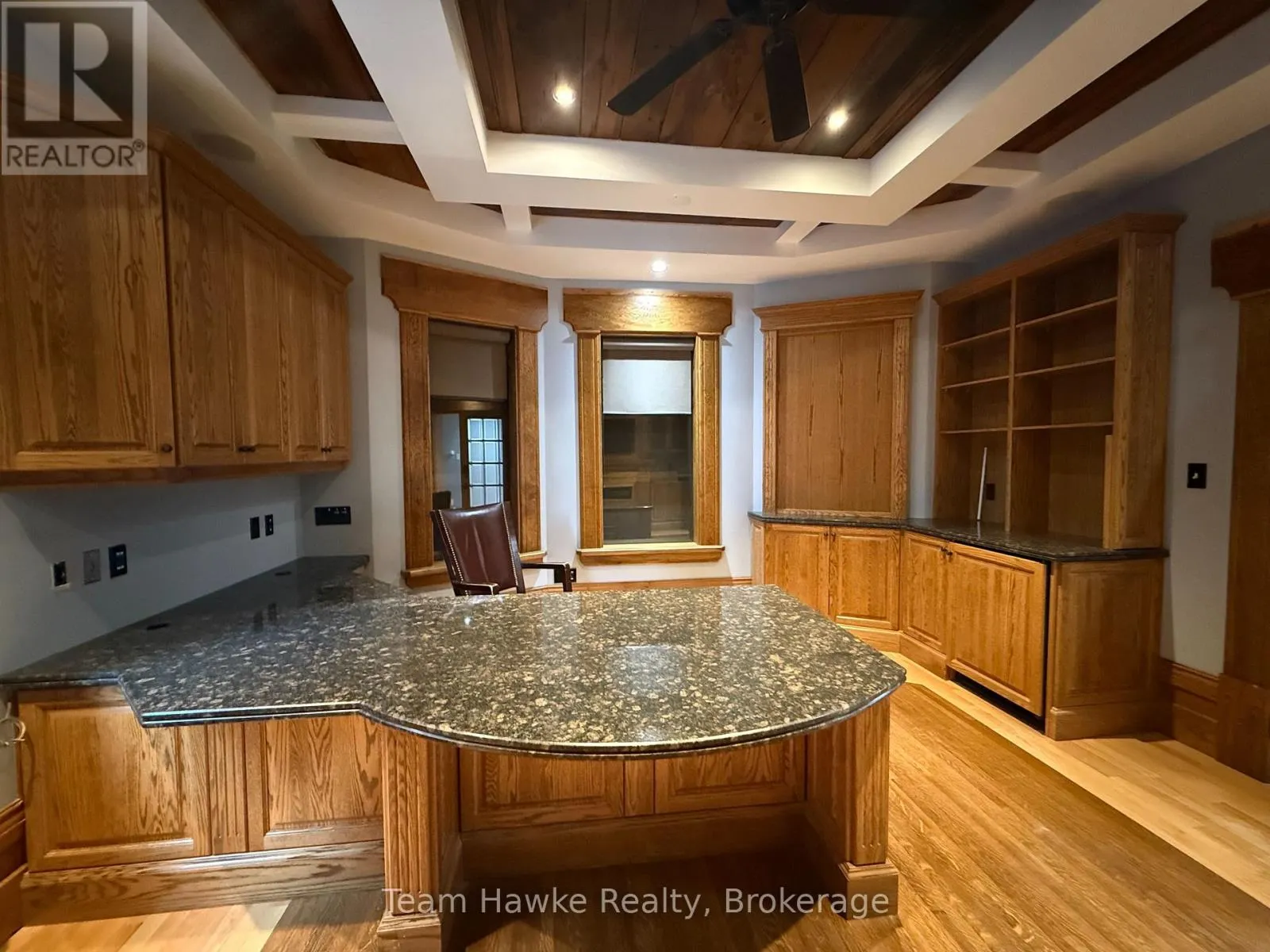 1E - 361 KING STREET, #1E