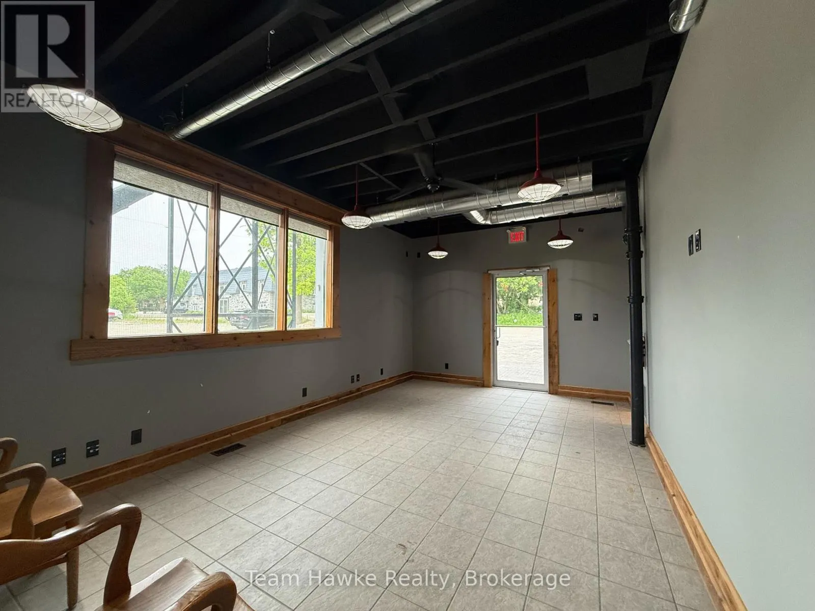 1E - 361 KING STREET, #1E