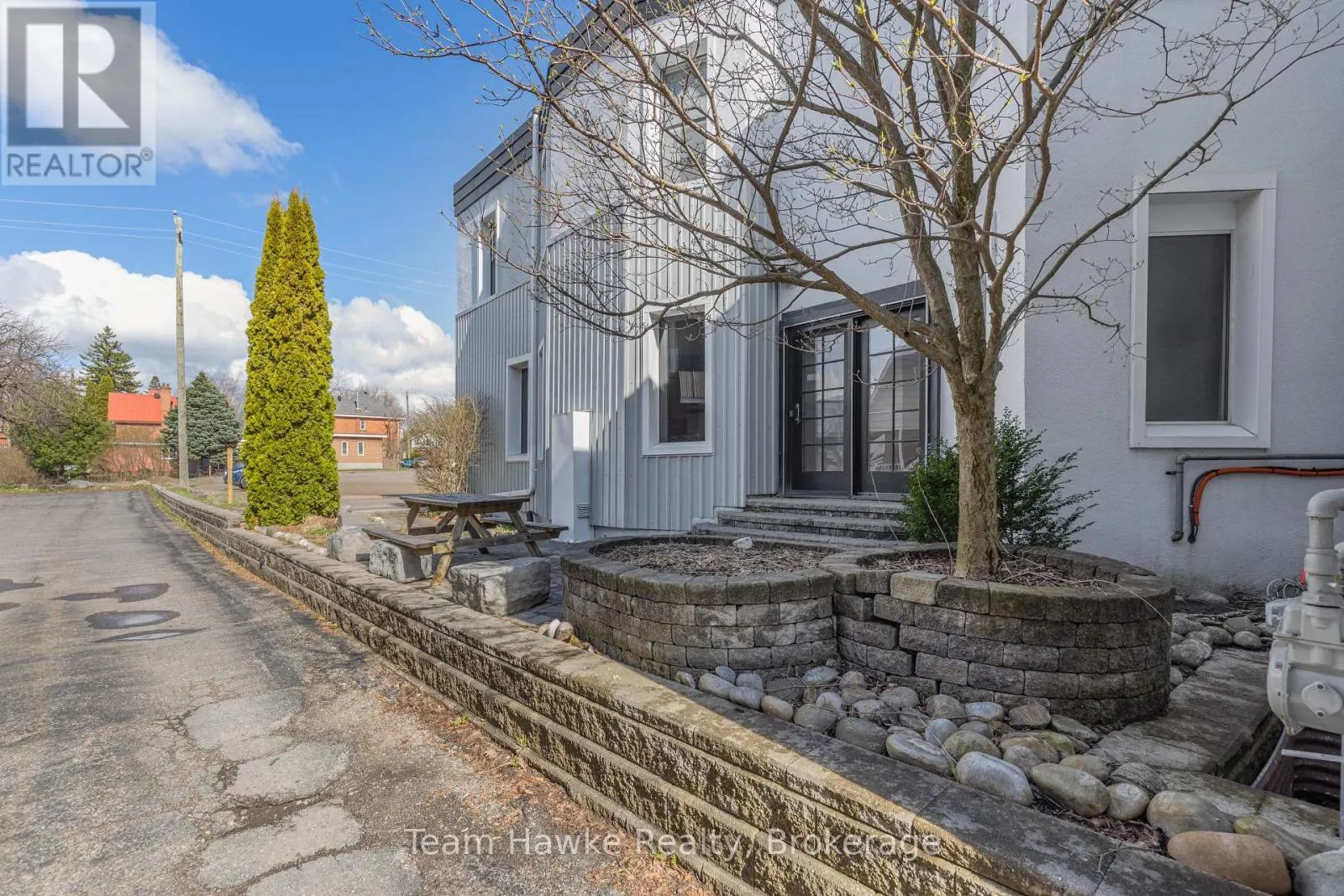 361 KING STREET