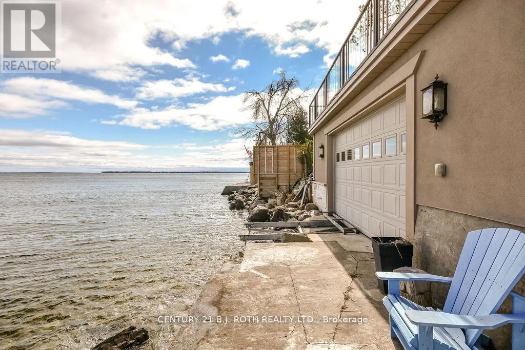 73 LAKESHORE ROAD W