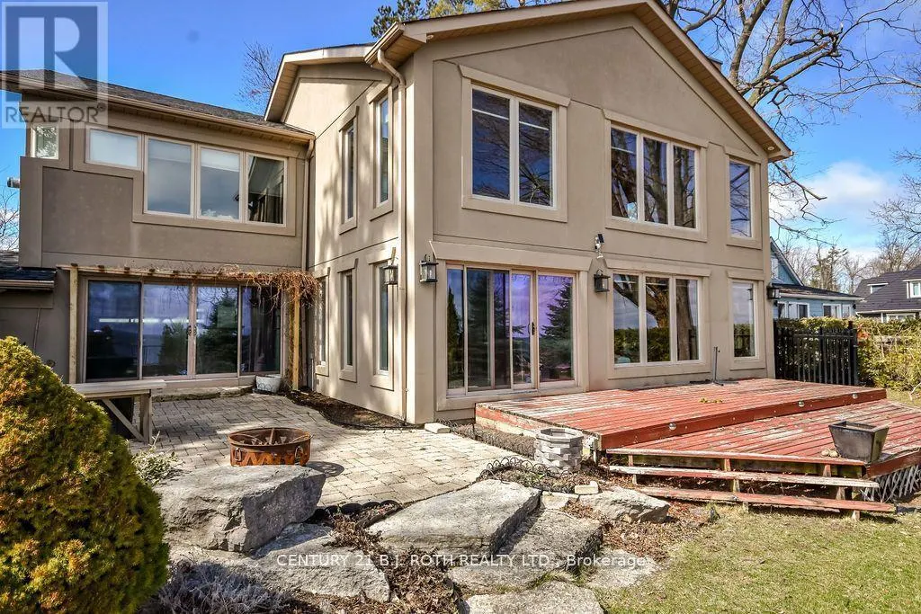 73 LAKESHORE ROAD W