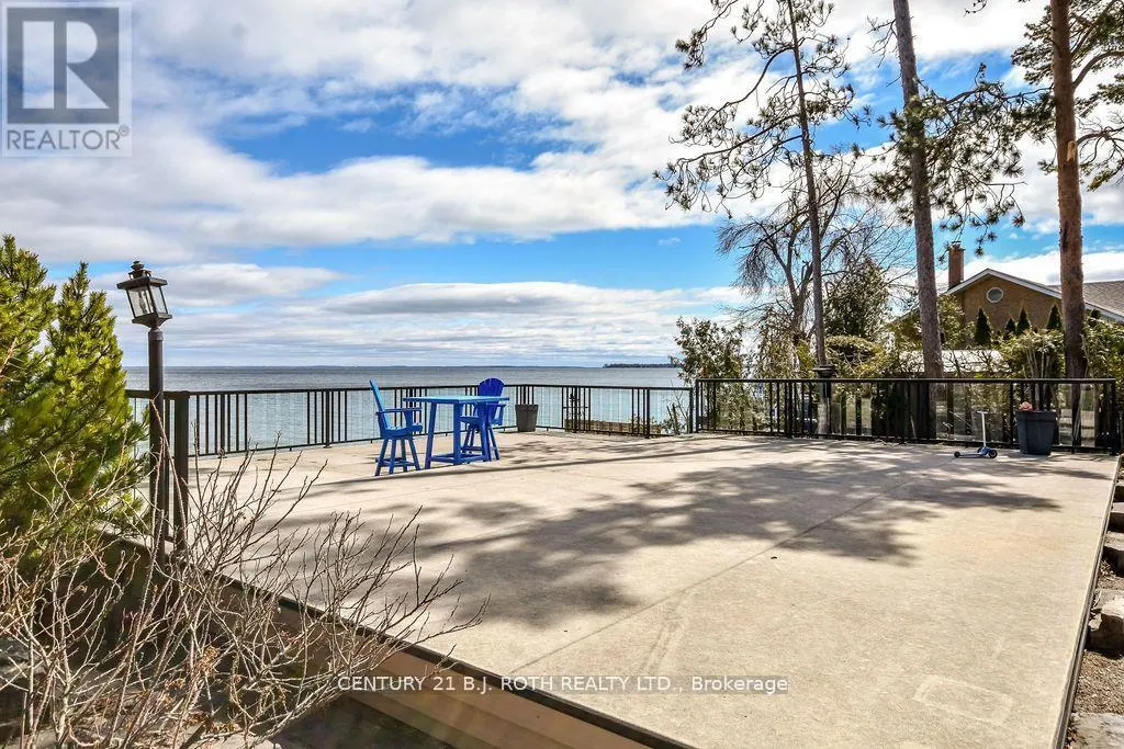 73 LAKESHORE ROAD W