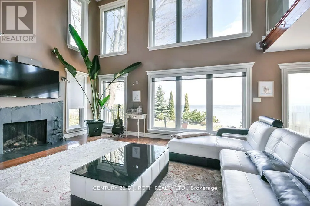 73 LAKESHORE ROAD W