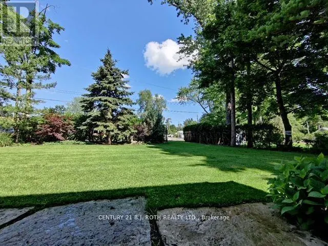 73 LAKESHORE ROAD W
