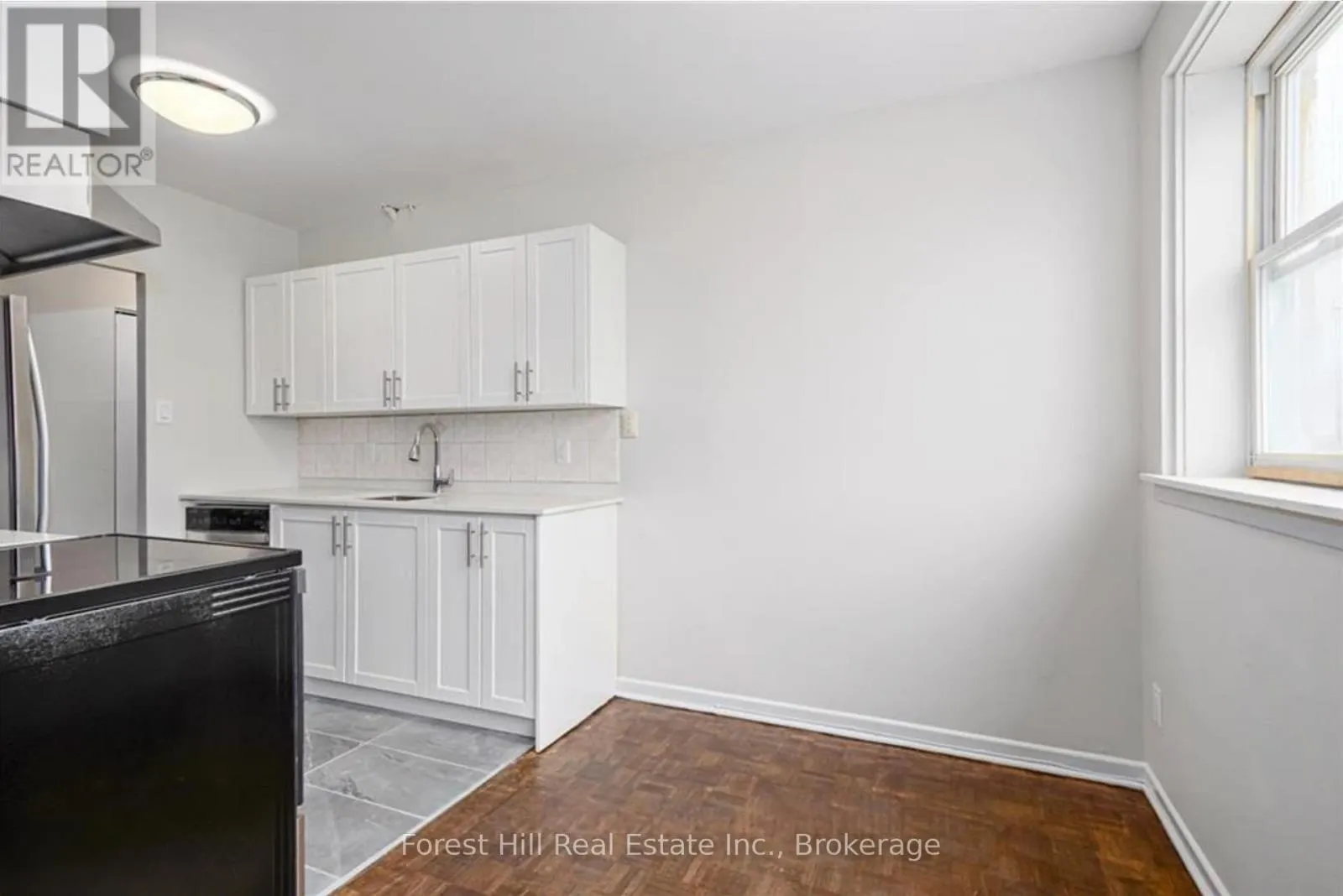 304 - 176 EIGHTH STREET, #304