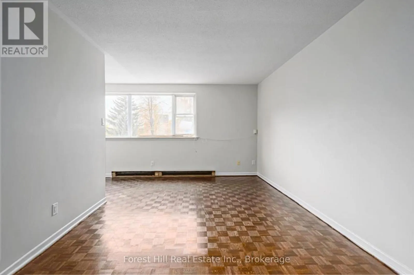 304 - 176 EIGHTH STREET, #304