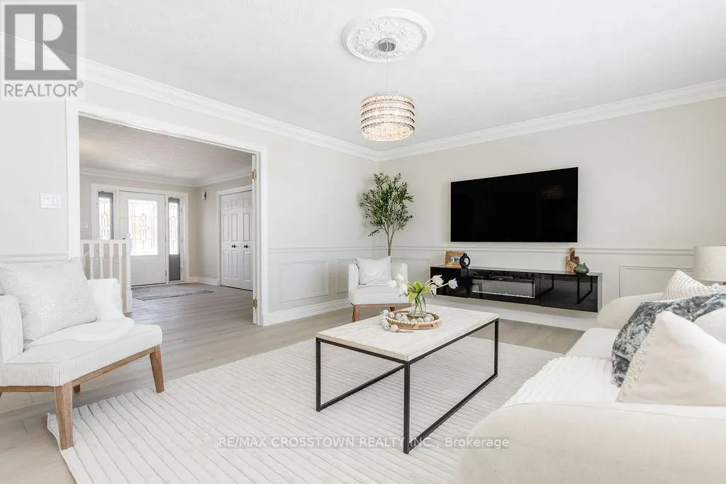 3 STANLEY AVENUE