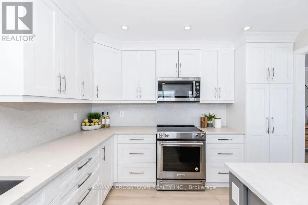 3 STANLEY AVENUE