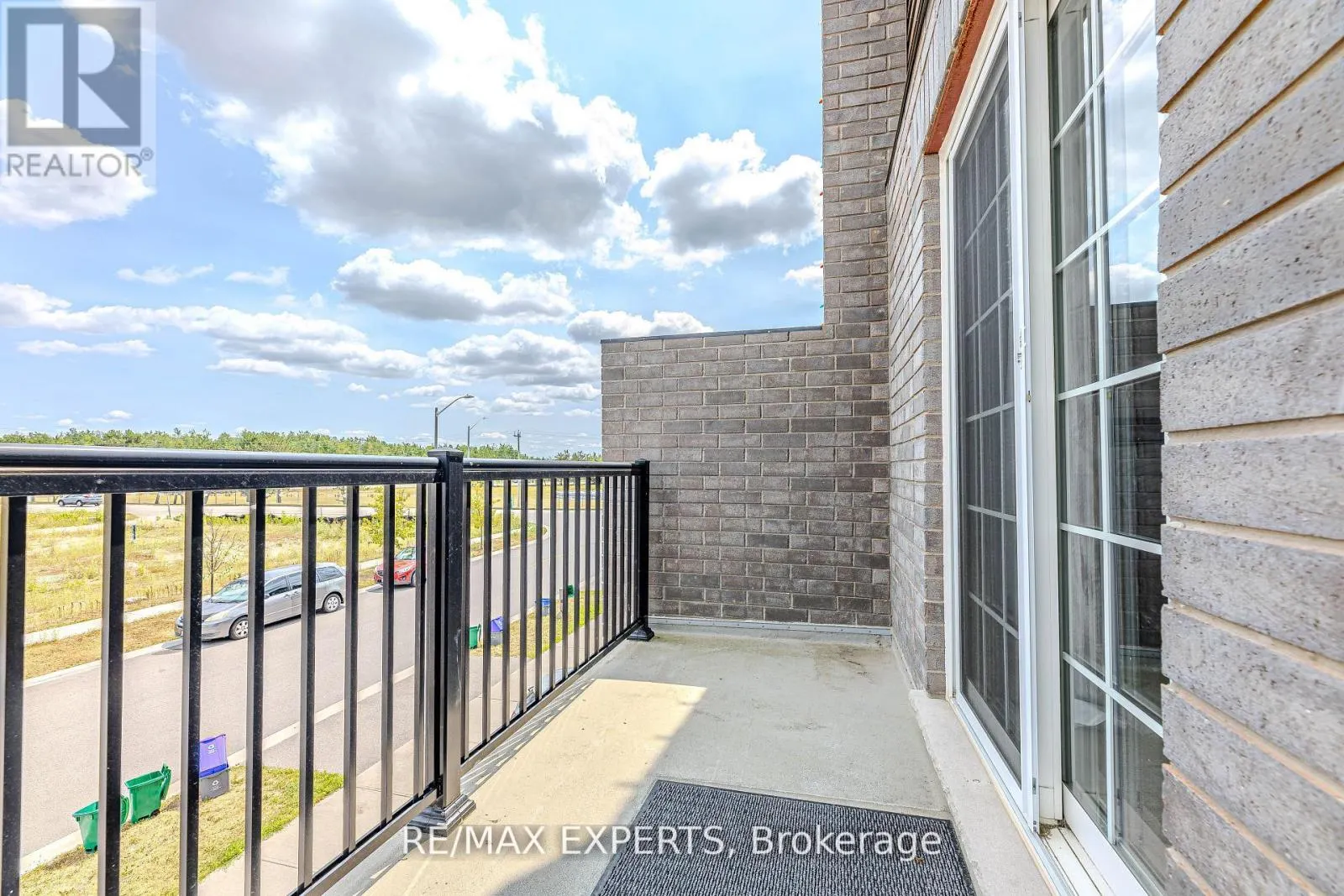 10 BROWN BEAR STREET