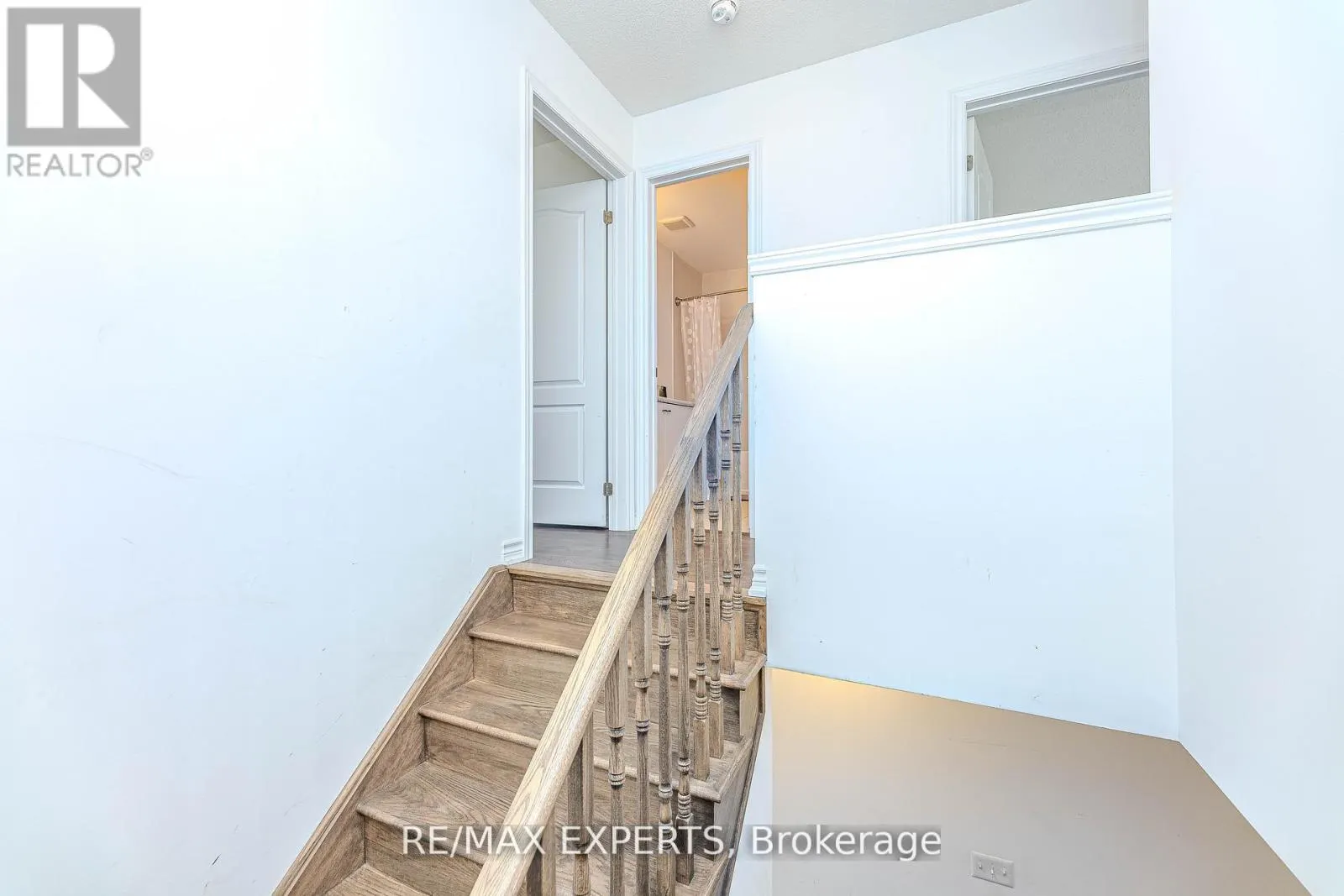 10 BROWN BEAR STREET