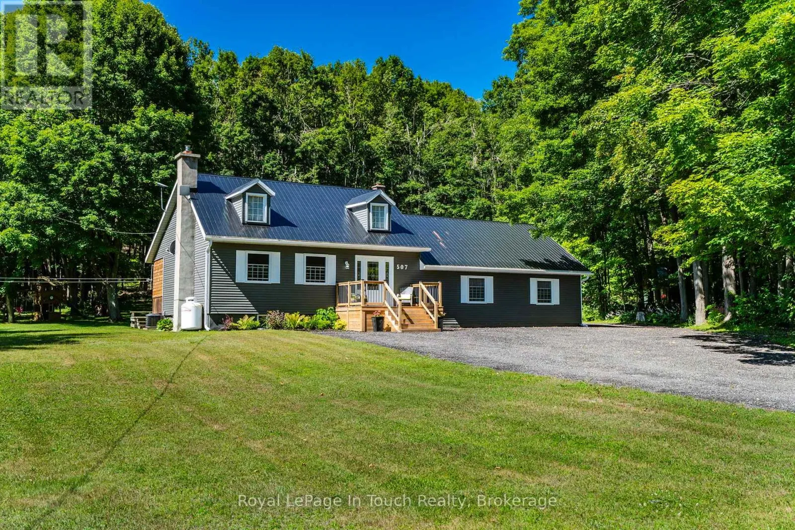 507 LAFONTAINE ROAD E
