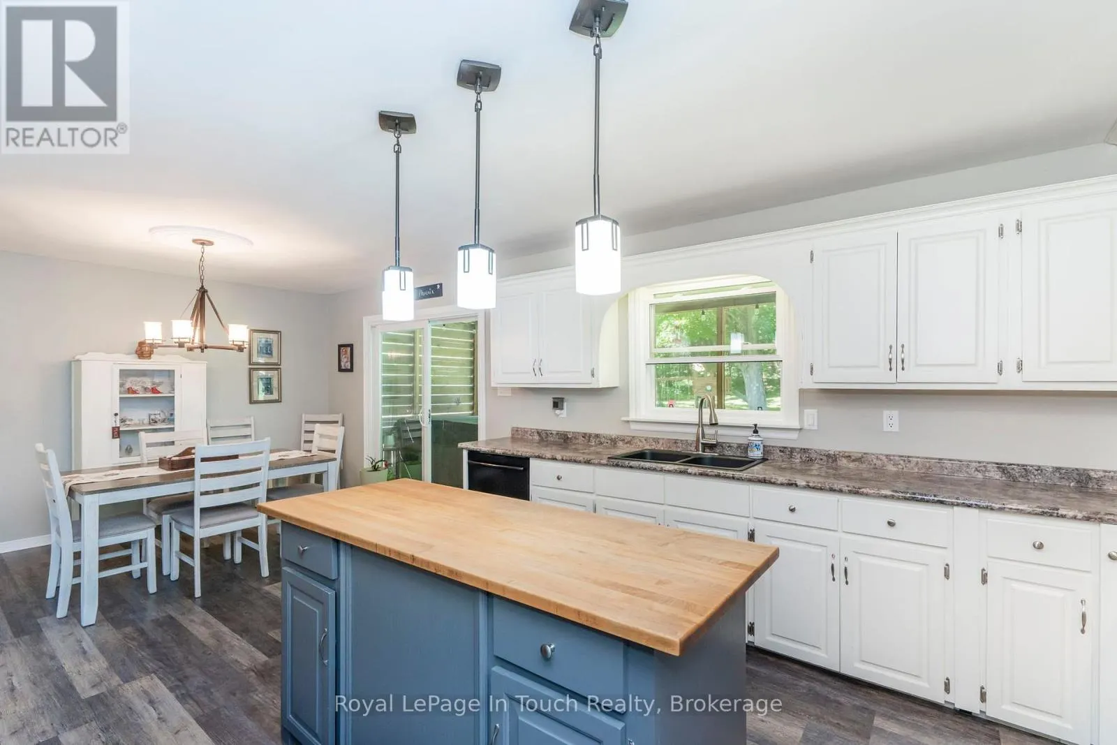 507 LAFONTAINE ROAD E