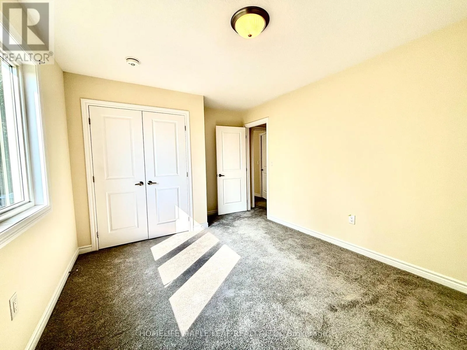 41 ATLANTIS DRIVE