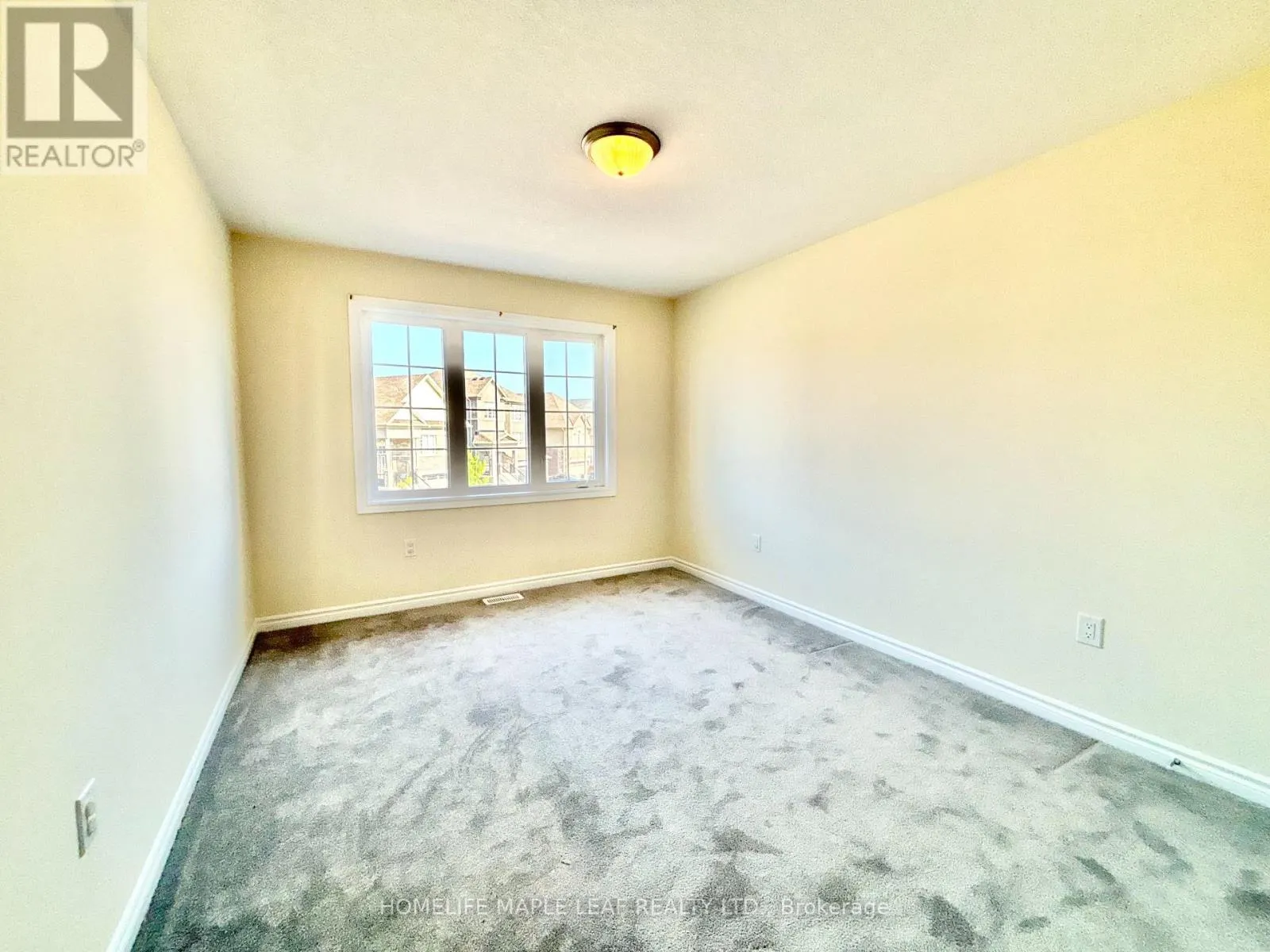 41 ATLANTIS DRIVE