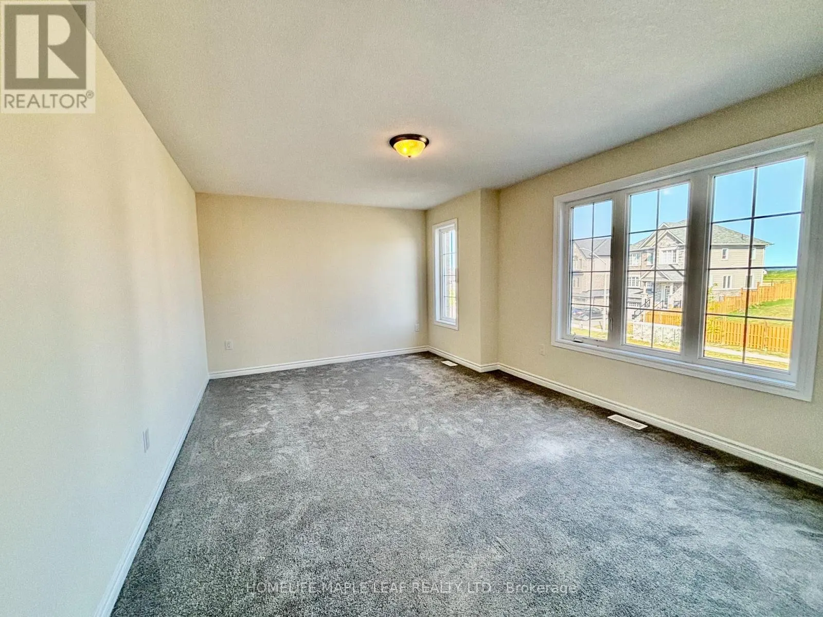 41 ATLANTIS DRIVE