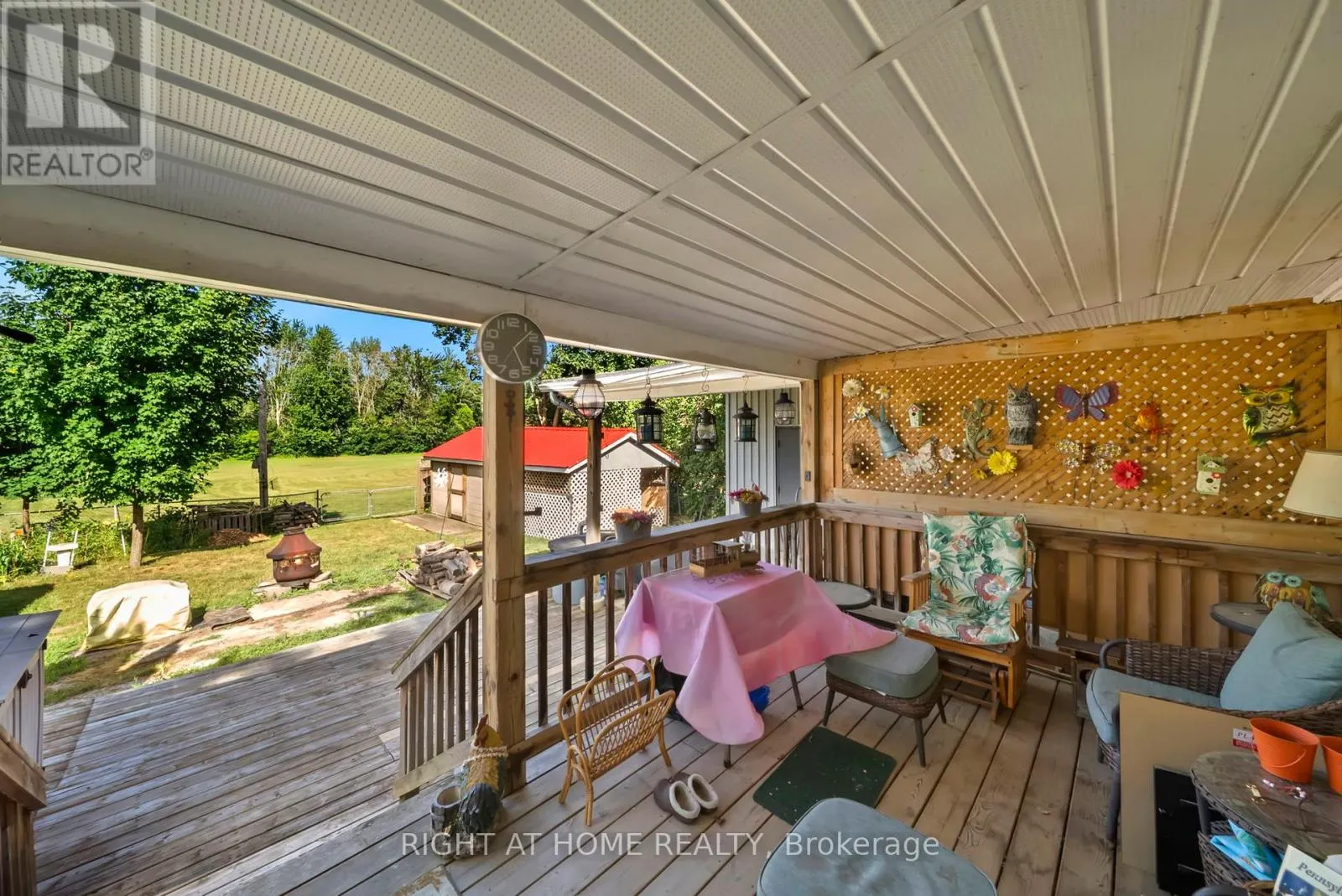 392 BAYVIEW PARKWAY