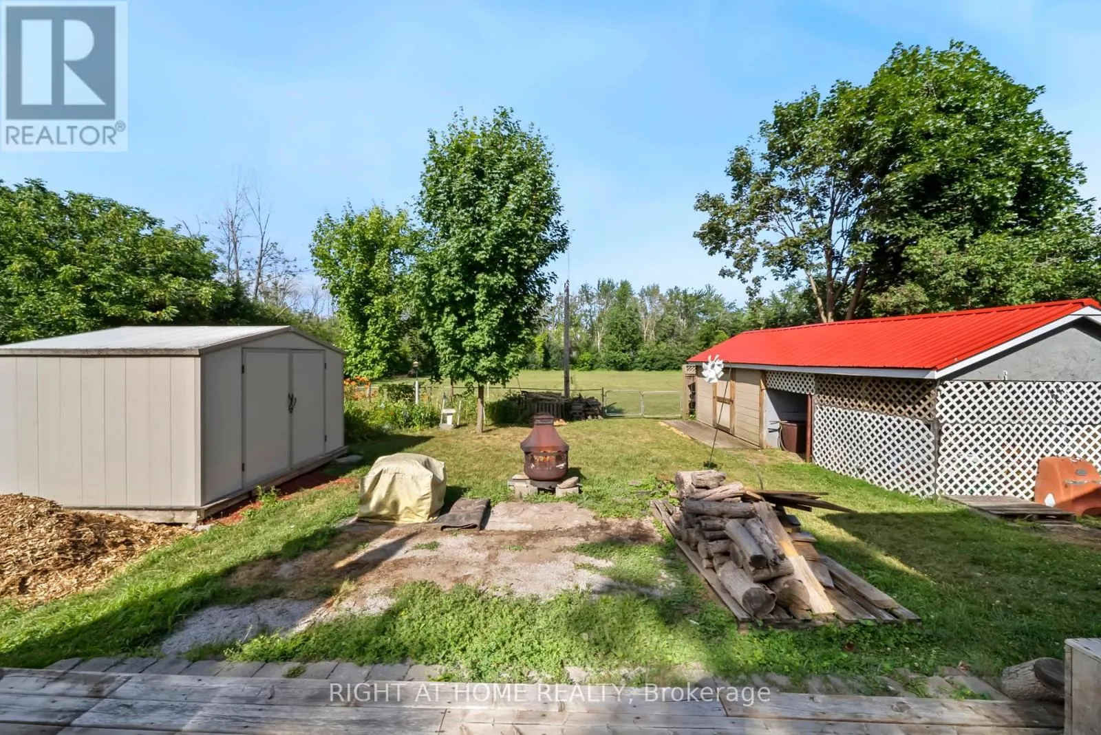 392 BAYVIEW PARKWAY