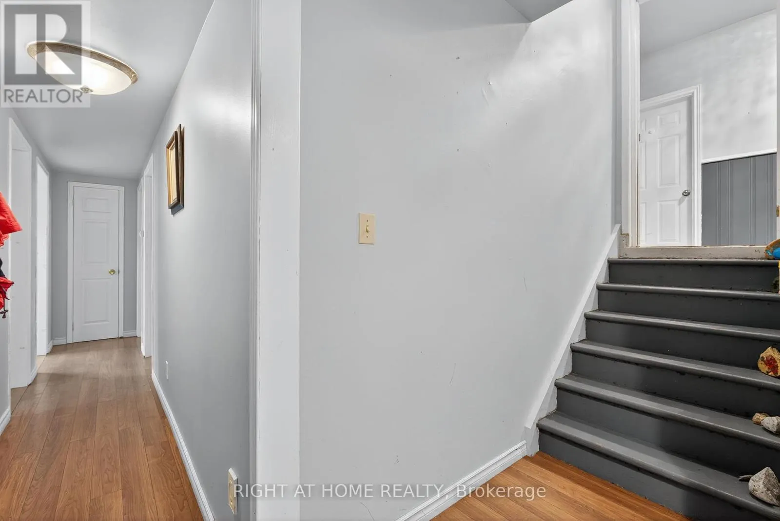 813 BIRCHWOOD DRIVE