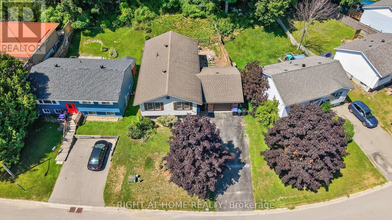 813 BIRCHWOOD DRIVE