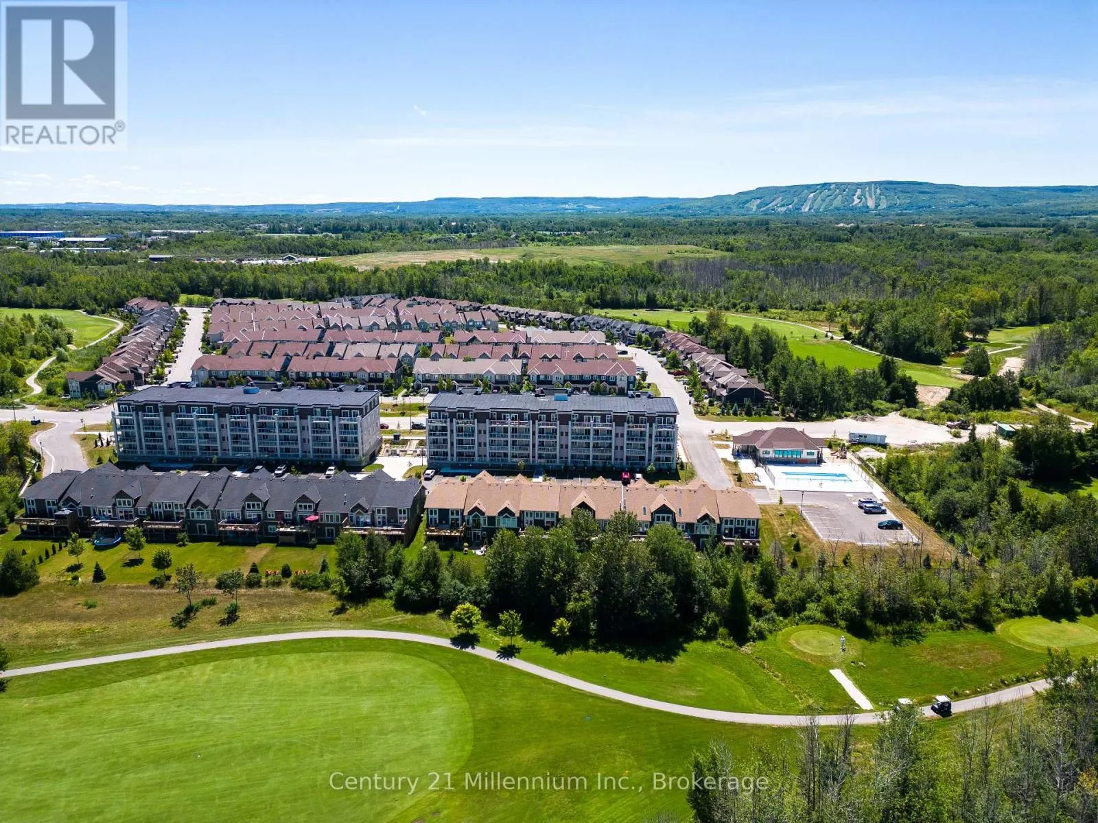 205 - 17 SPOONER CRESCENT, #205