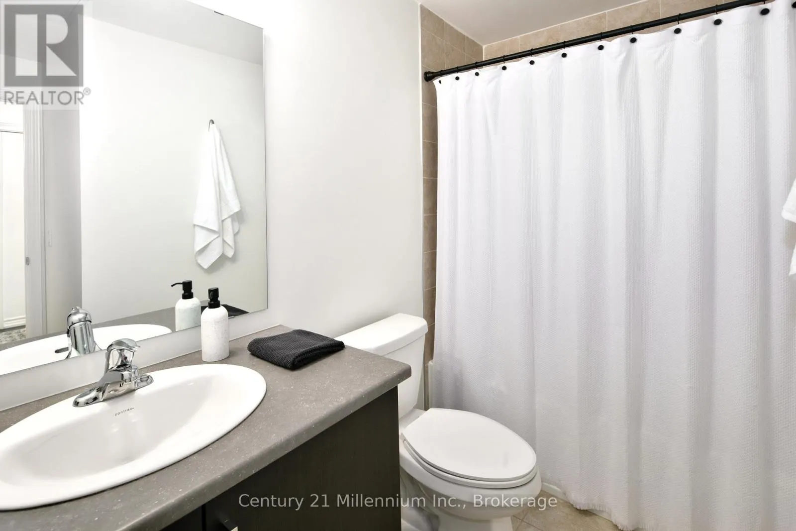 205 - 17 SPOONER CRESCENT, #205