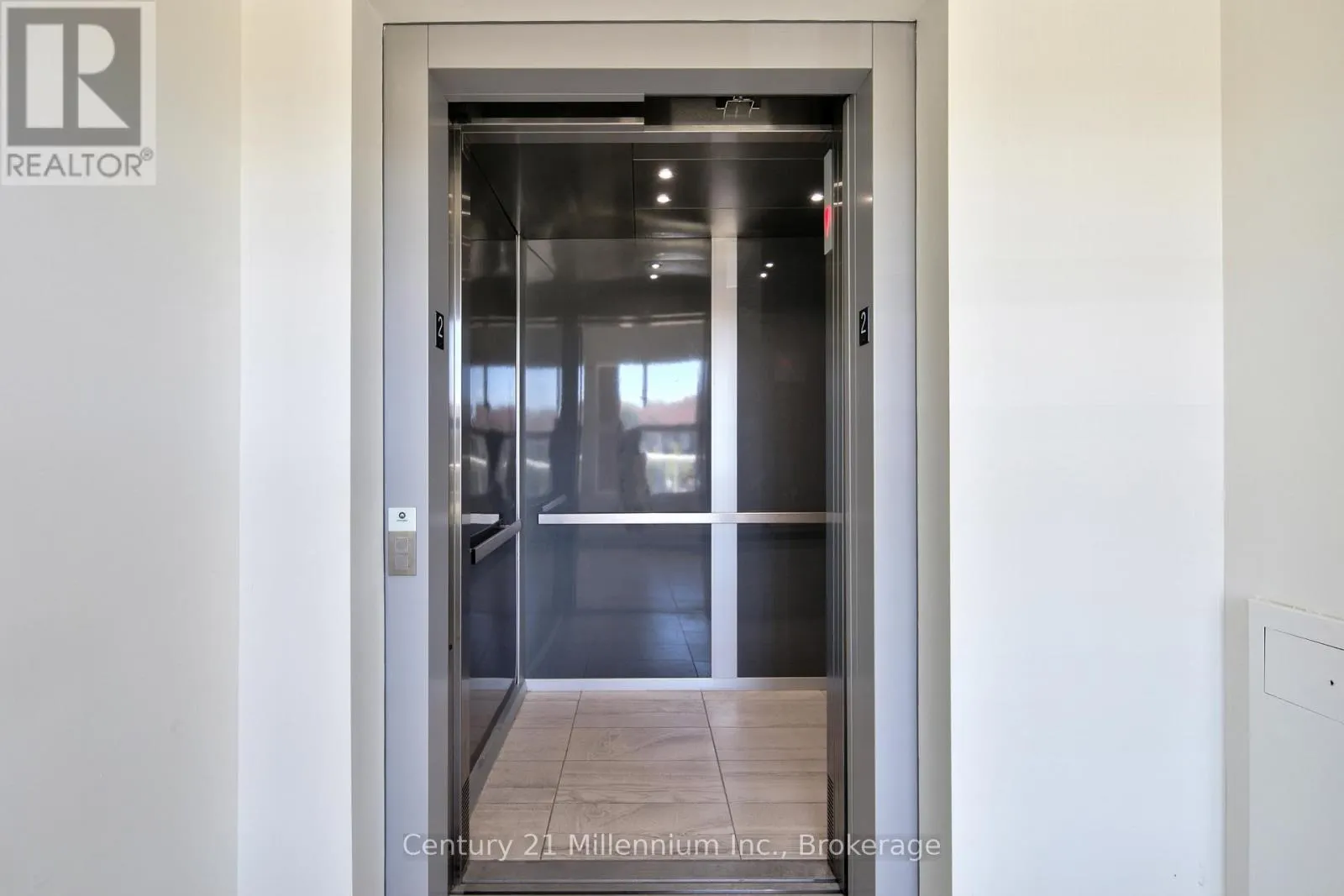 205 - 17 SPOONER CRESCENT, #205