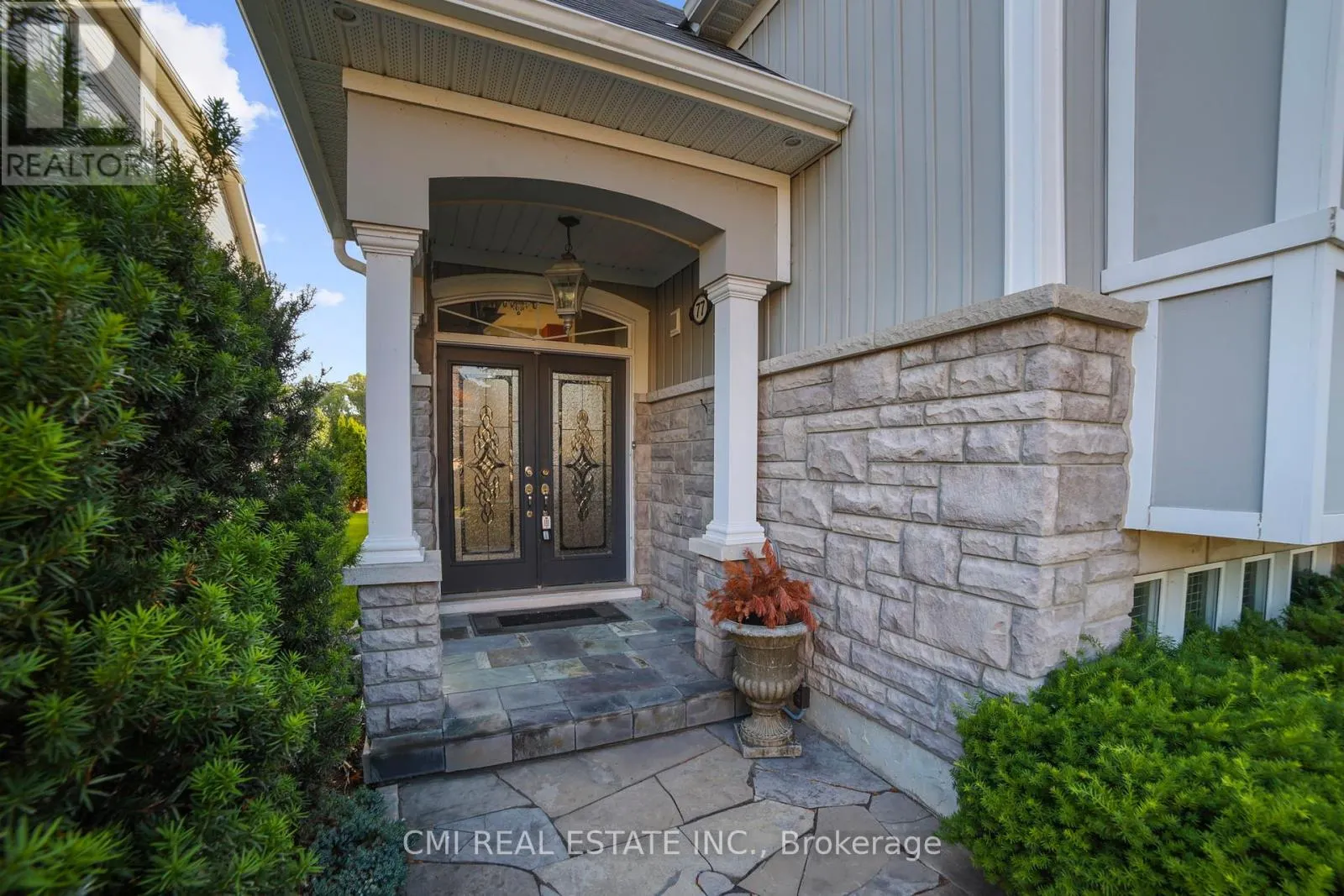 77 WATERVIEW ROAD