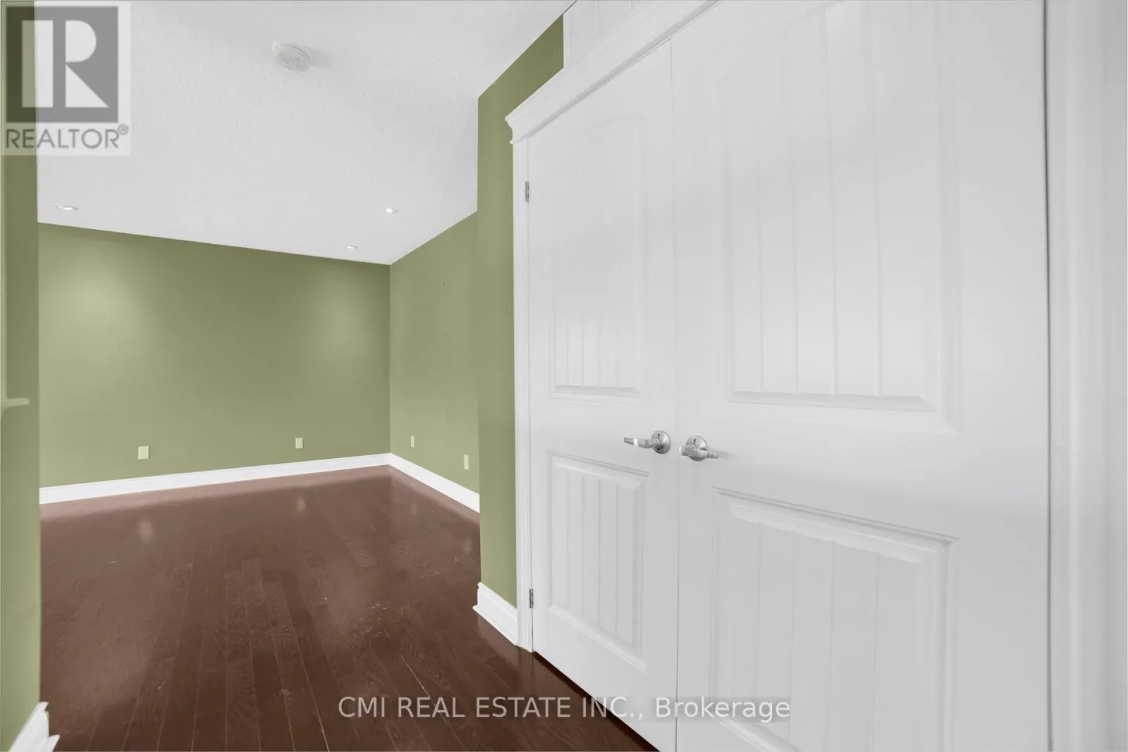 77 WATERVIEW ROAD