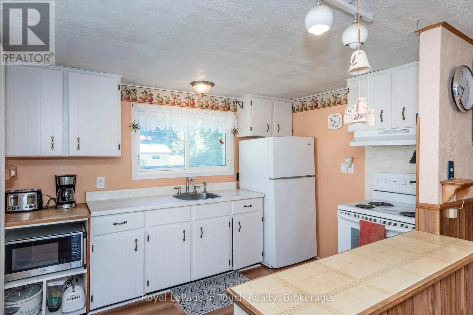18 SARNA DRIVE