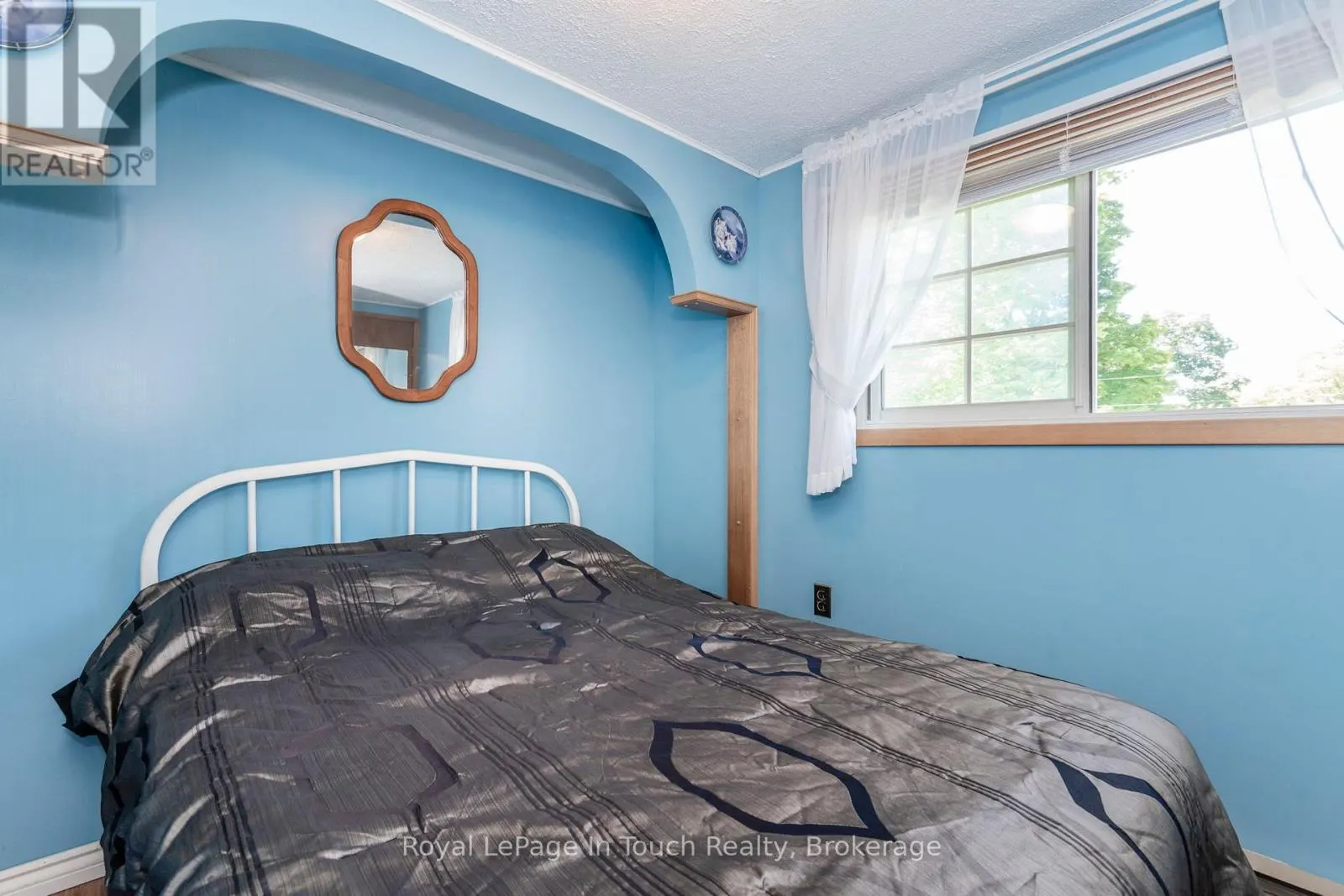 18 SARNA DRIVE